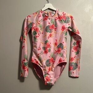 🩱Art Class Girls One Piece Pink Floral Rashguard Swimsuit size 14/16 pool